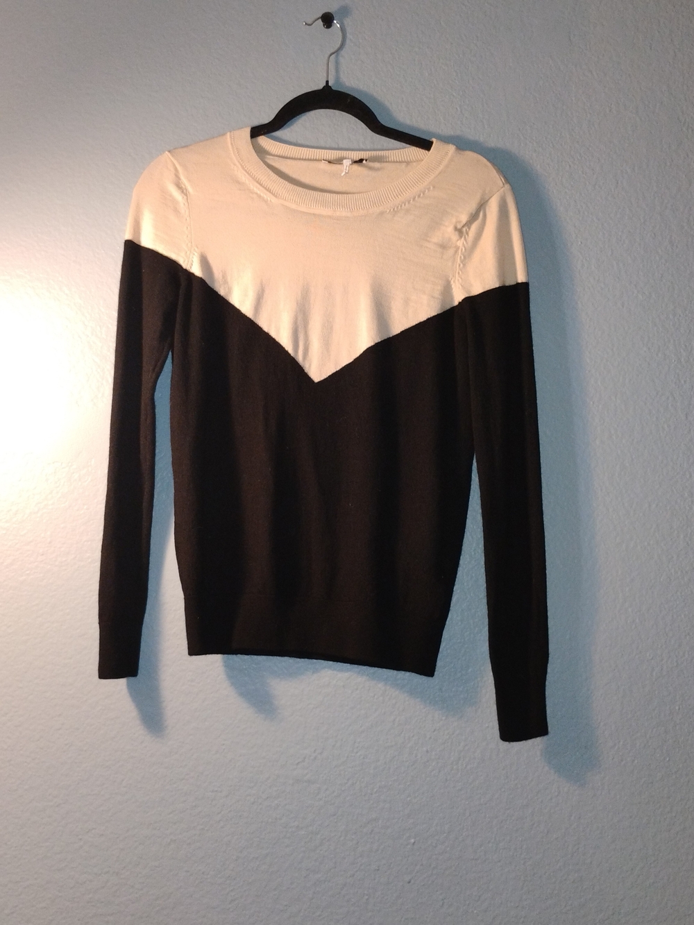 Women's Two-Tone Scoop Neck Sweater - Black & Cream SANDRO PARIS